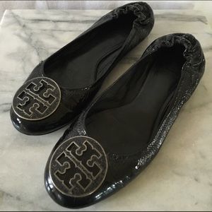 ToRy BurCh PaTeNt FlaTs 🎩😊